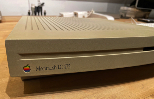 Macintosh LC 475